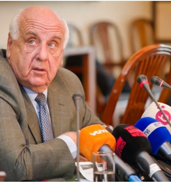 Count Étienne Davignon, then Chairman of the Board of Brussels Airlines, pictured on October 8, 2012. (Source: Jeune Afrique, photo by AURORE BELOT / BELGA / AFP)
